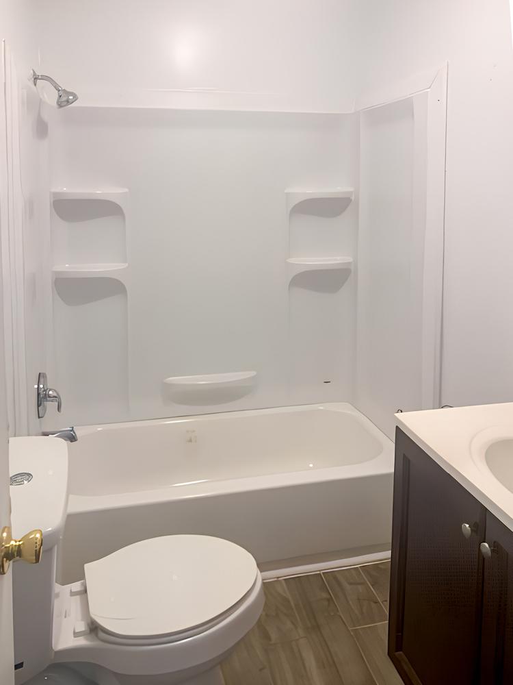 Bathroom(s)