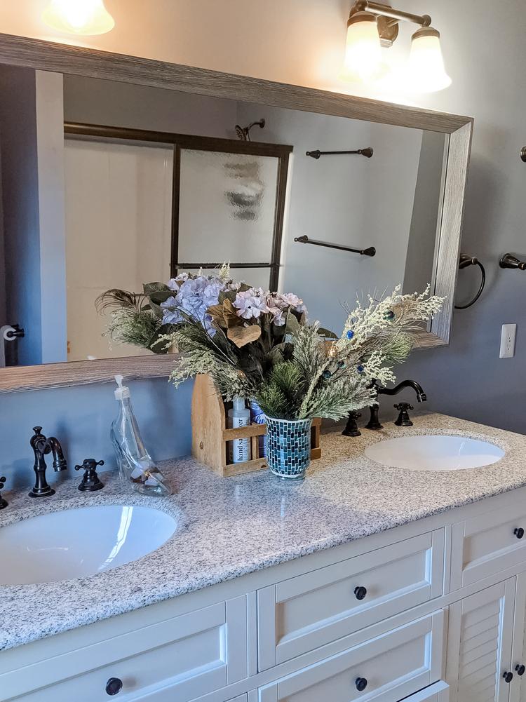 Bathroom(s)