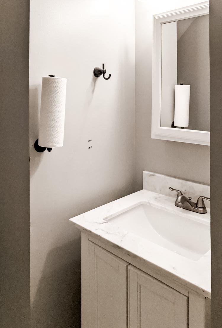 Bathroom(s)