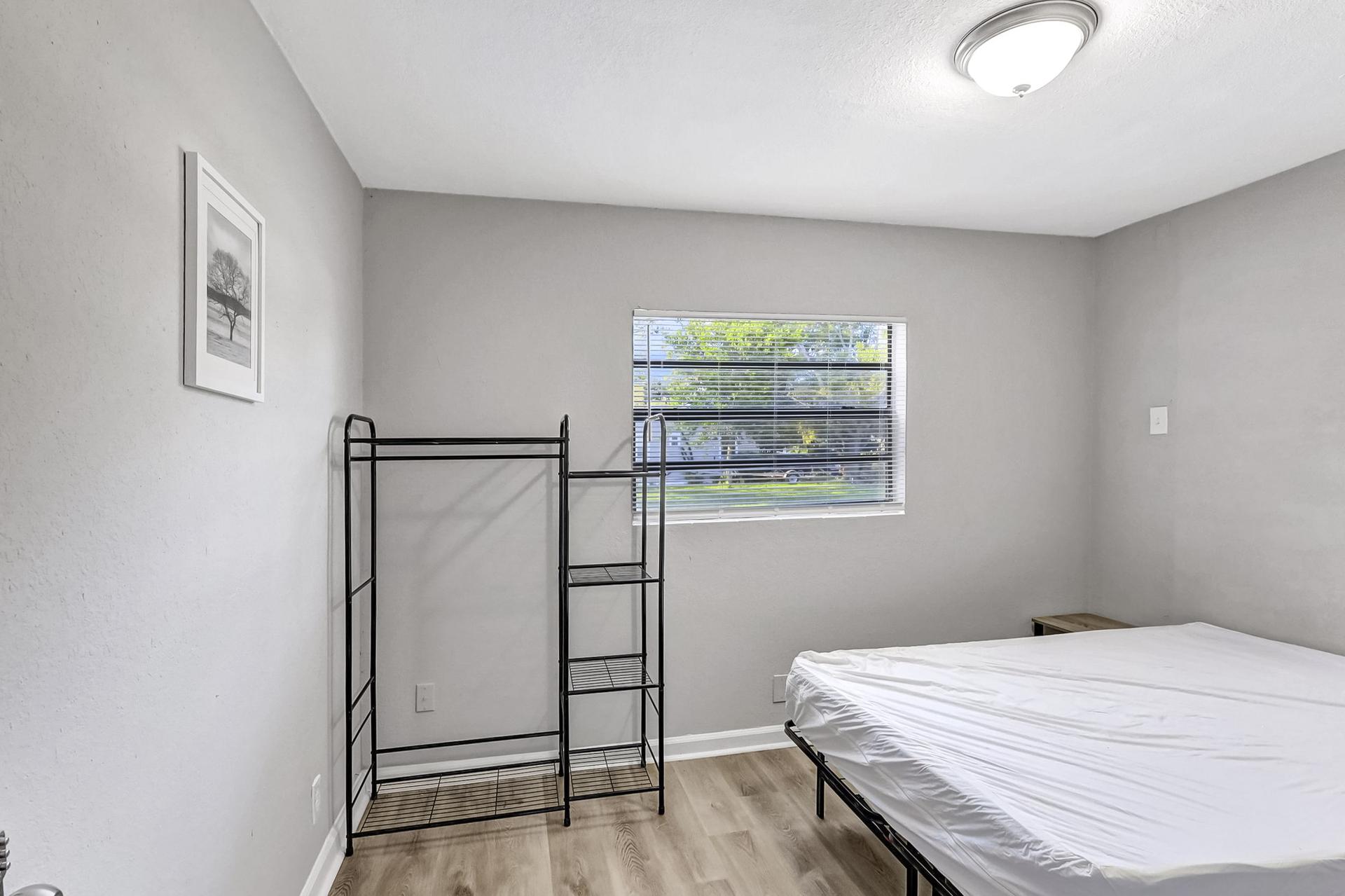 bedroom, detected:bed
