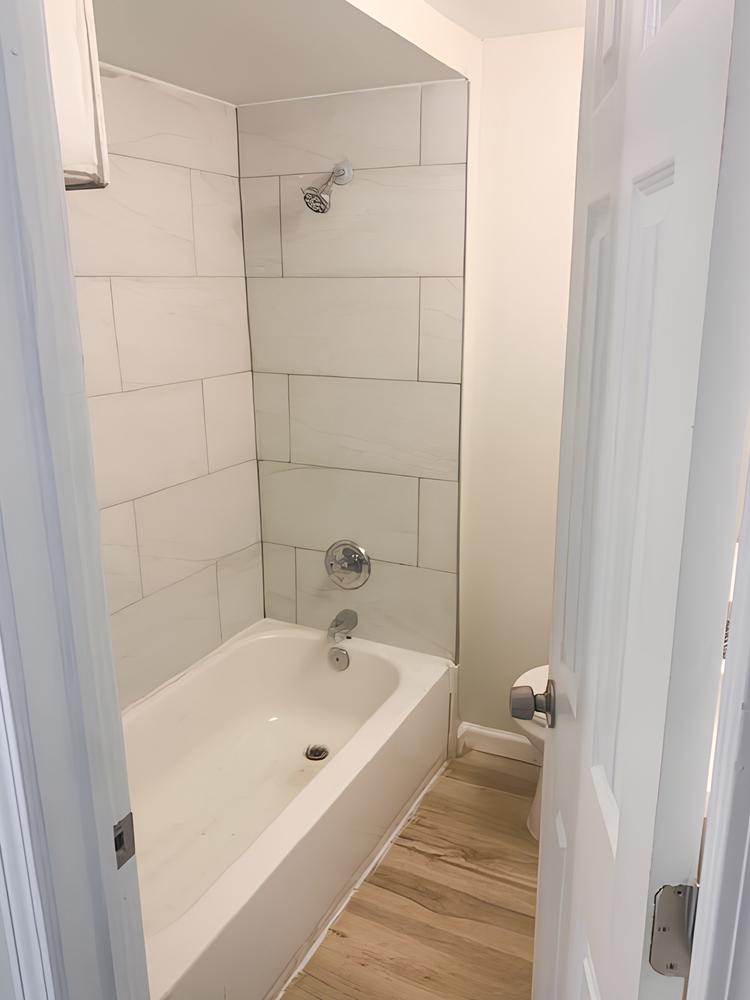 Bathroom(s)