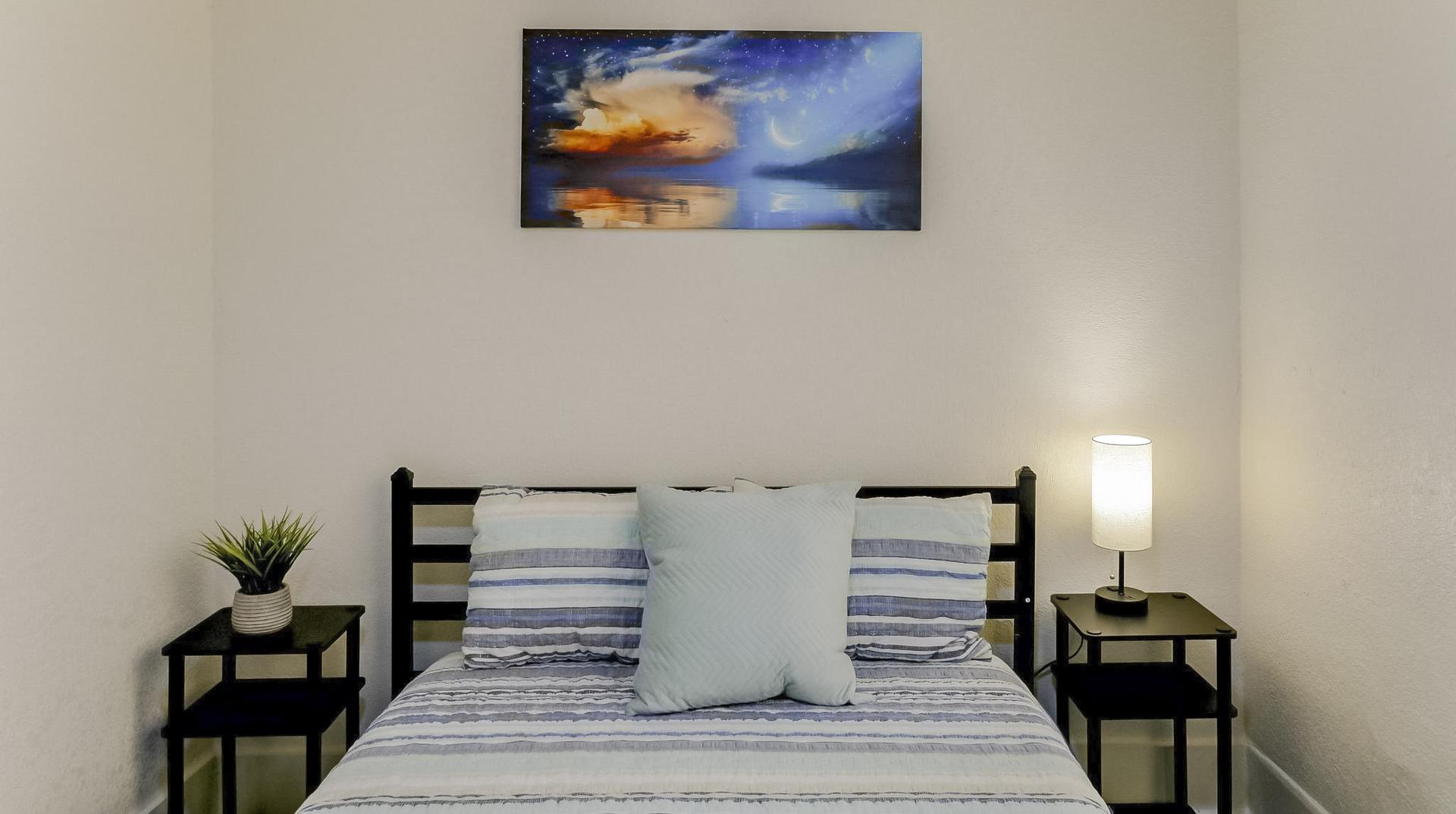 bedroom, detected:bed