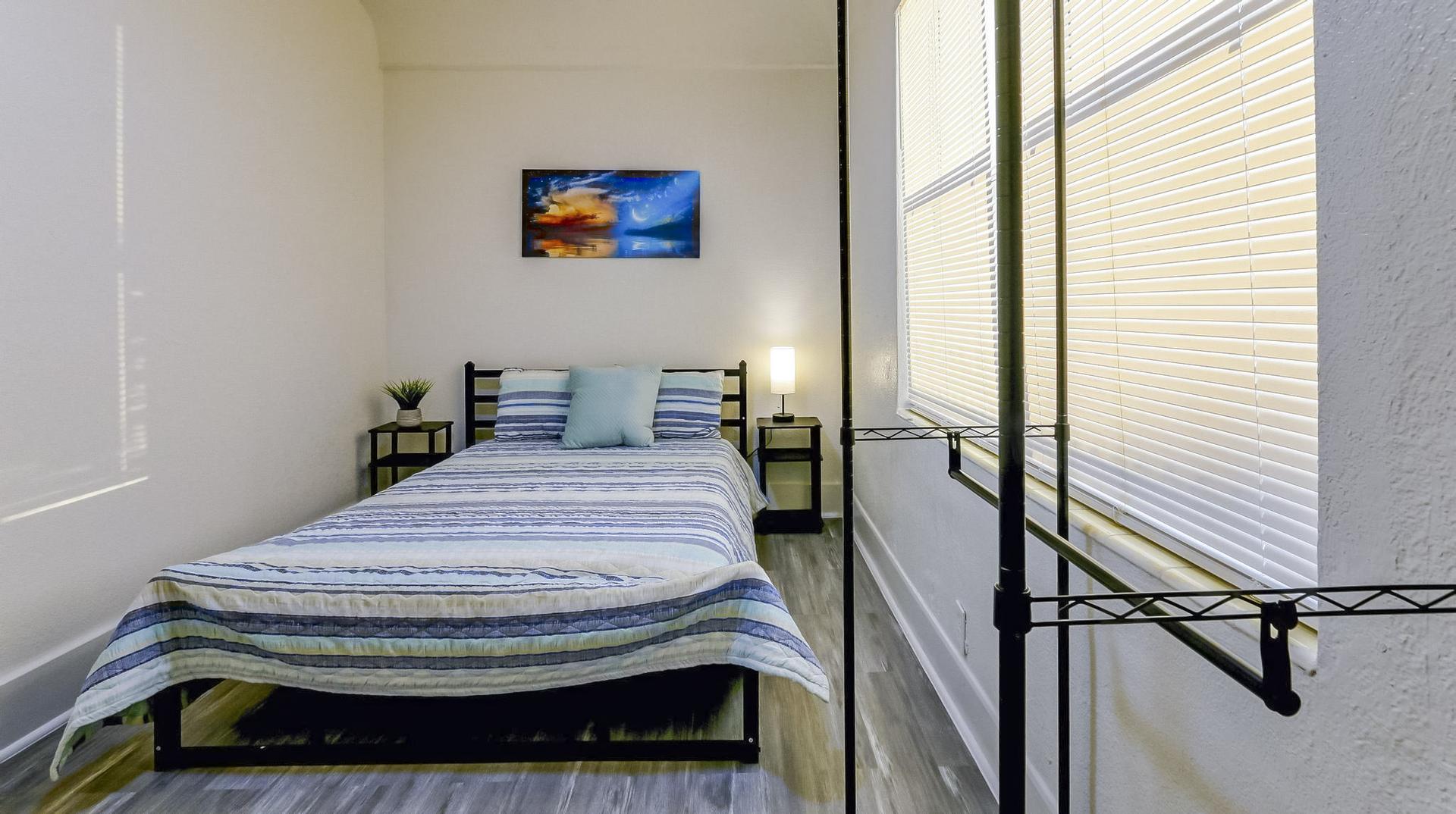 bedroom, detected:bed, window blind