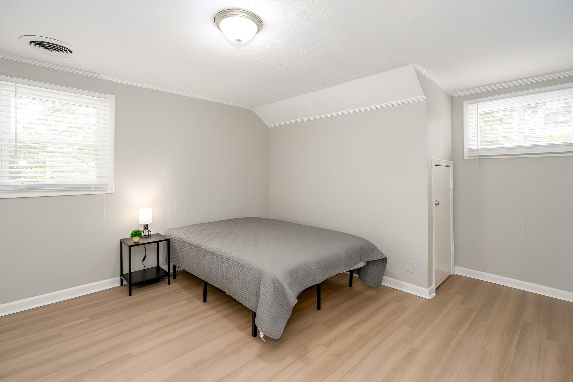 bedroom, detected:bed, window blind