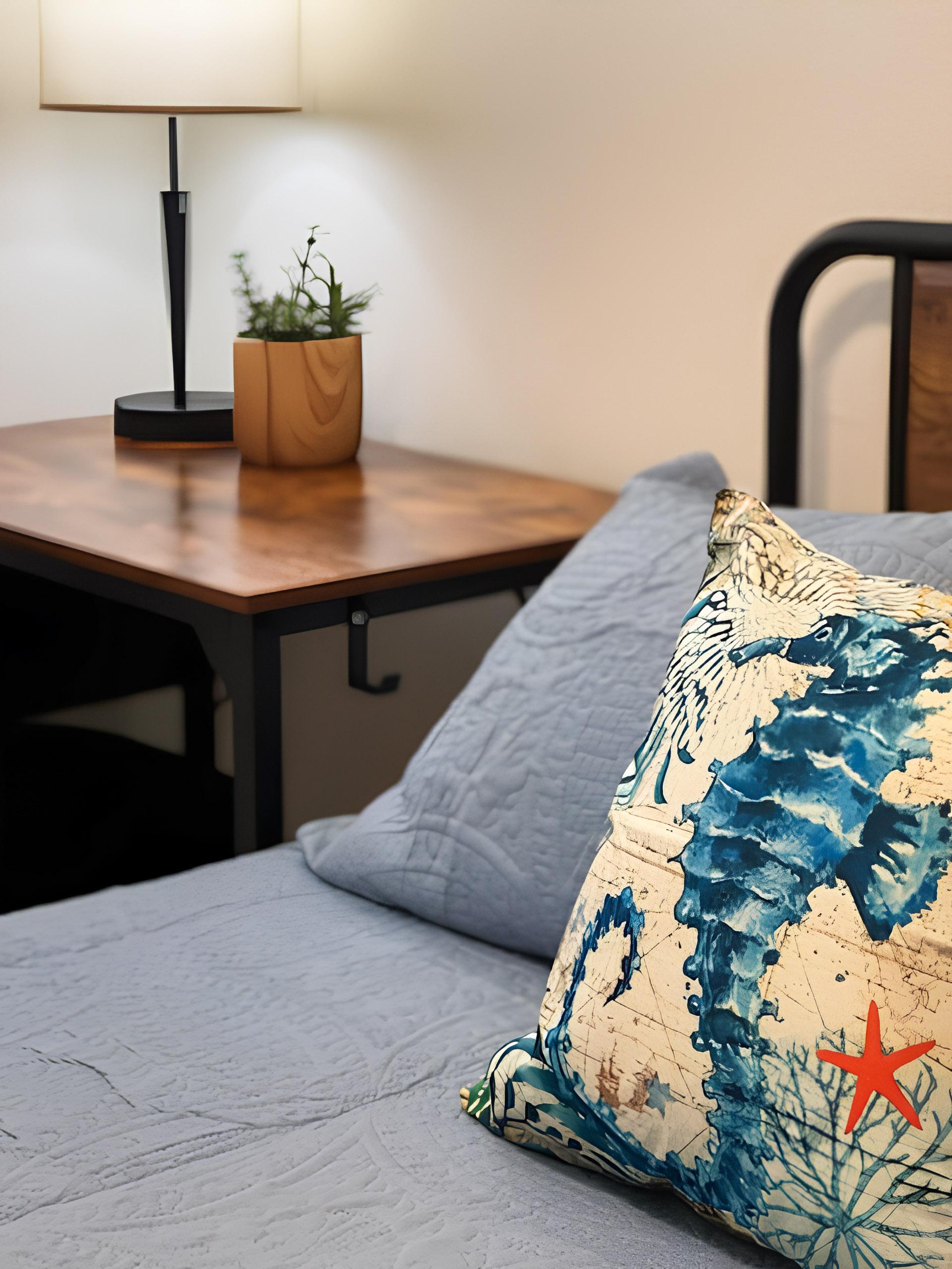 bedroom, detected:bed