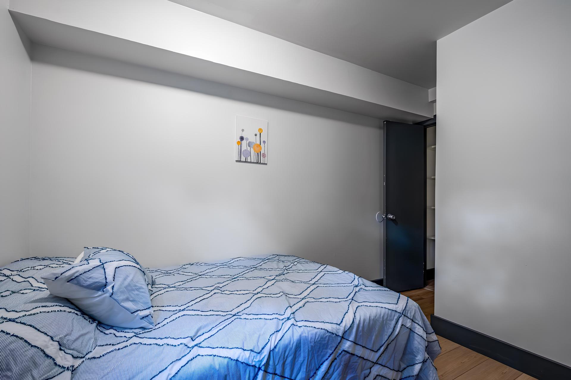 bedroom, detected:bed