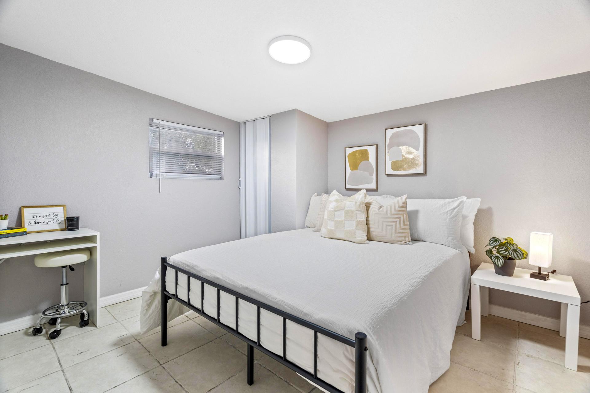 bedroom, detected:bed