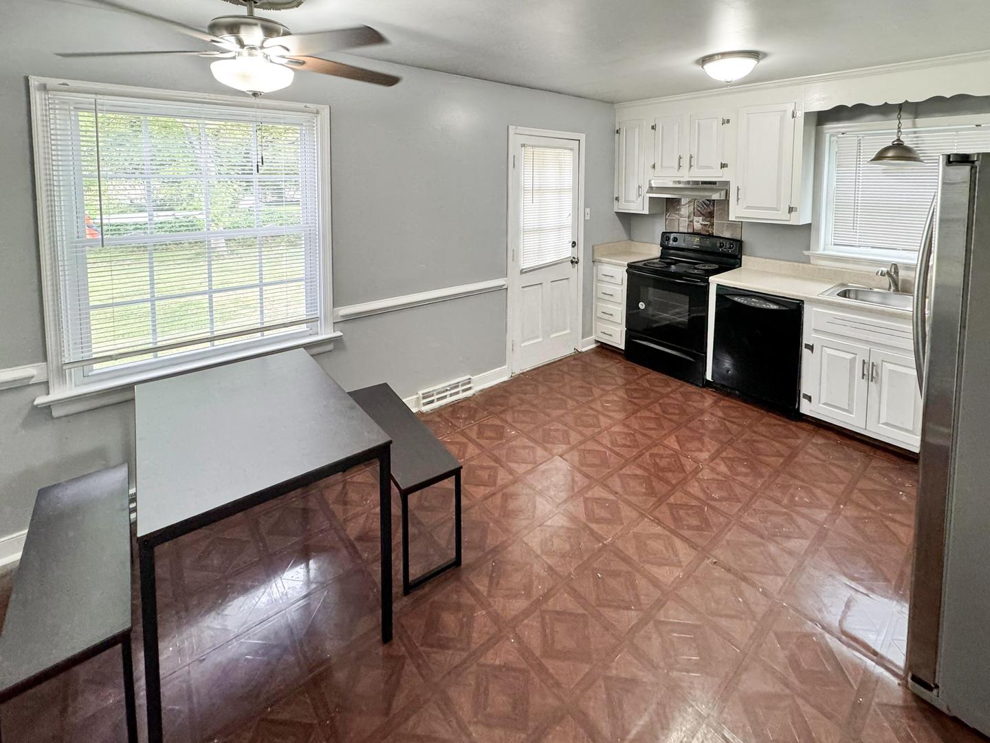 Common spaces including the kitchen