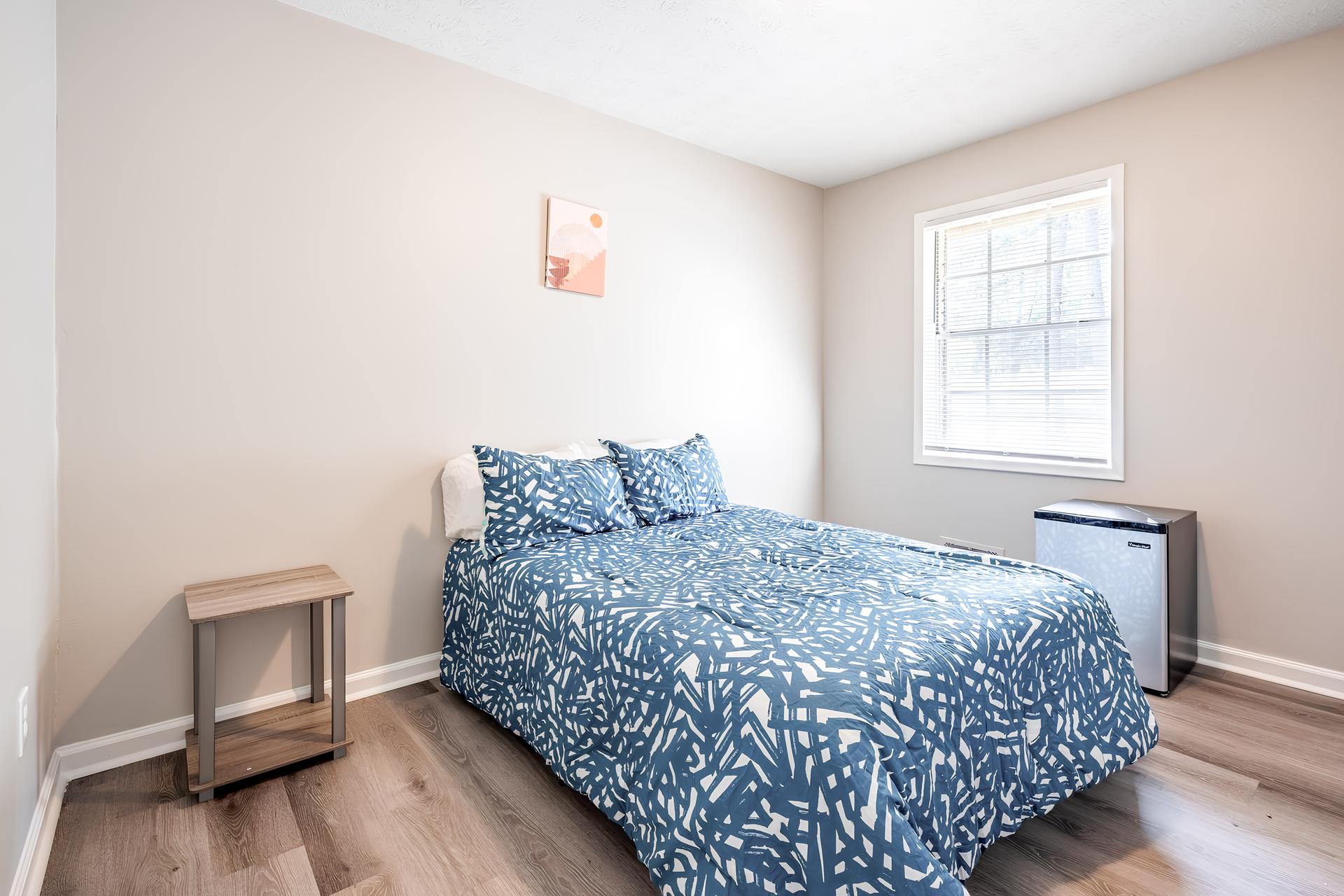 bedroom, detected:bed, window blind