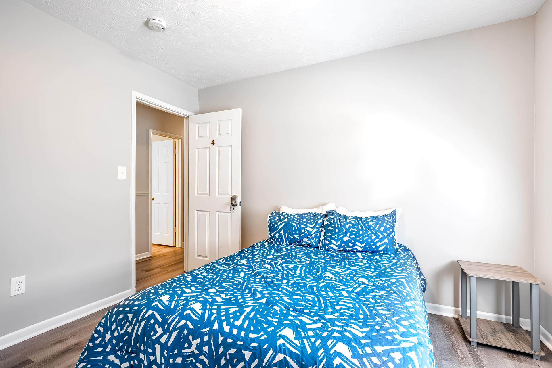 bedroom, detected:bed