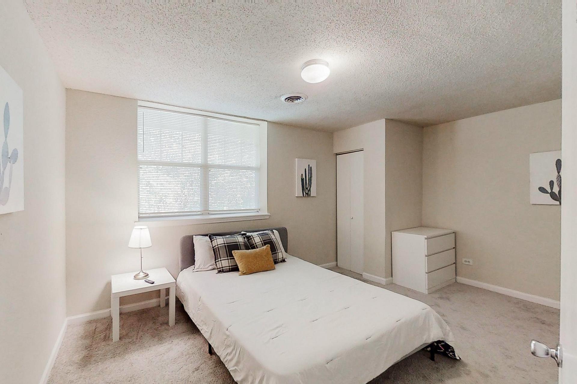 bedroom, detected:bed