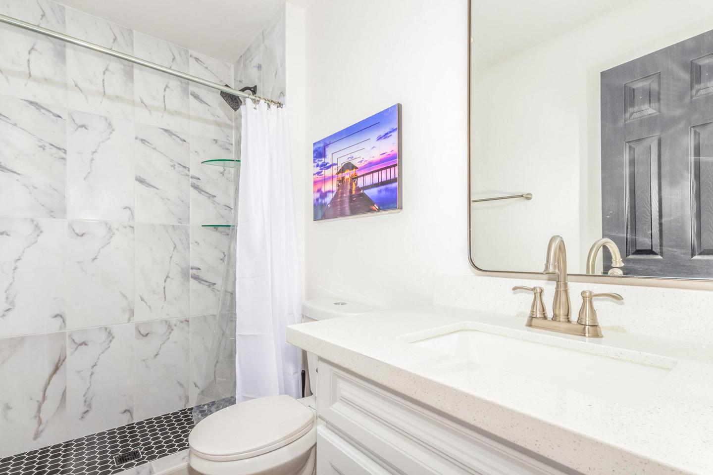 Bathroom(s)
