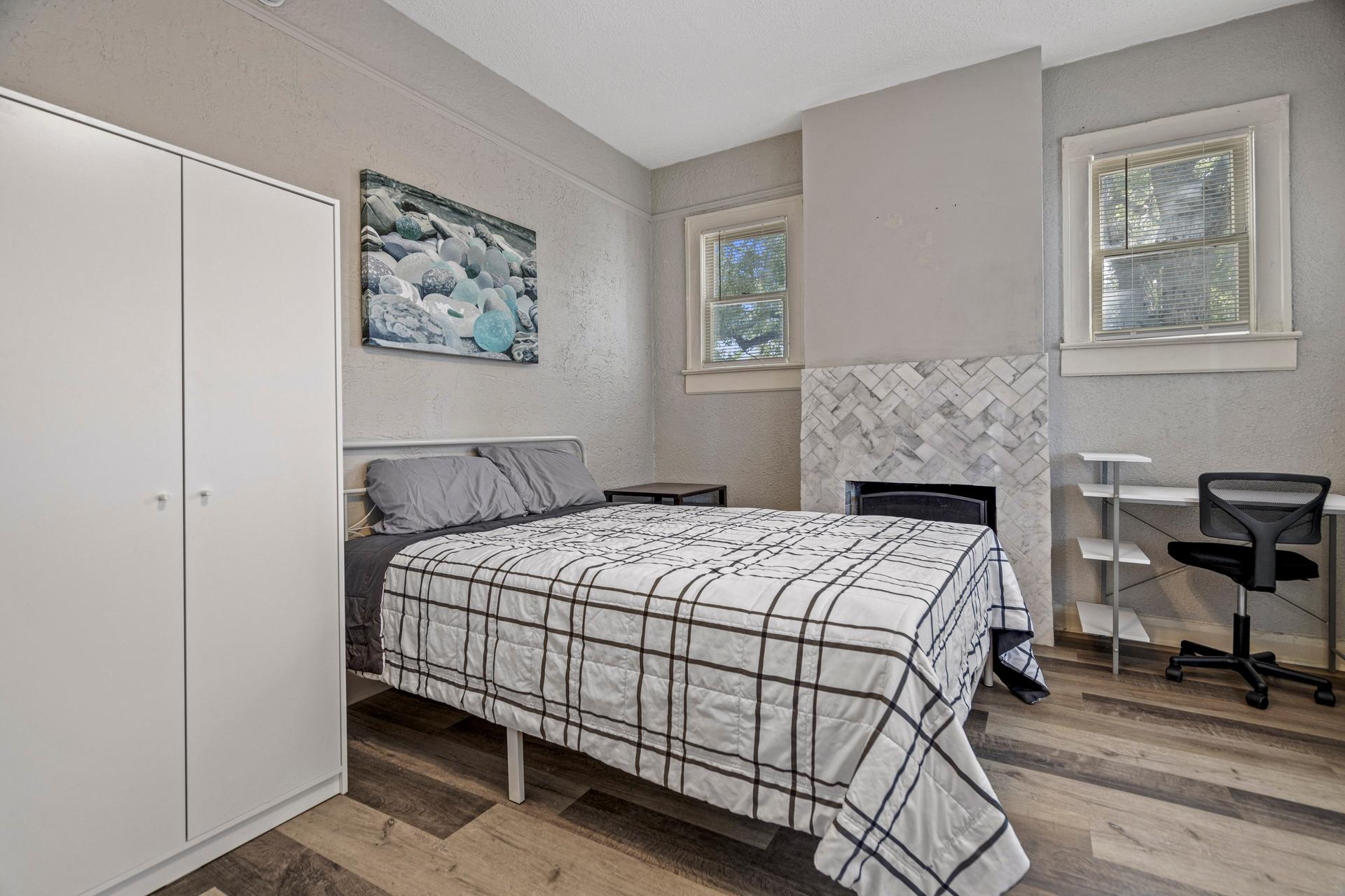 bedroom, detected:bed