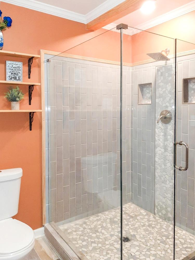 Bathroom(s)