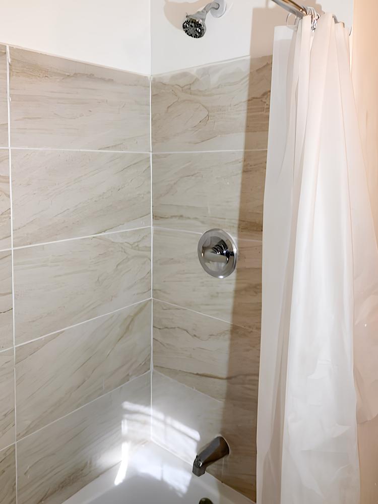 Bathroom(s)