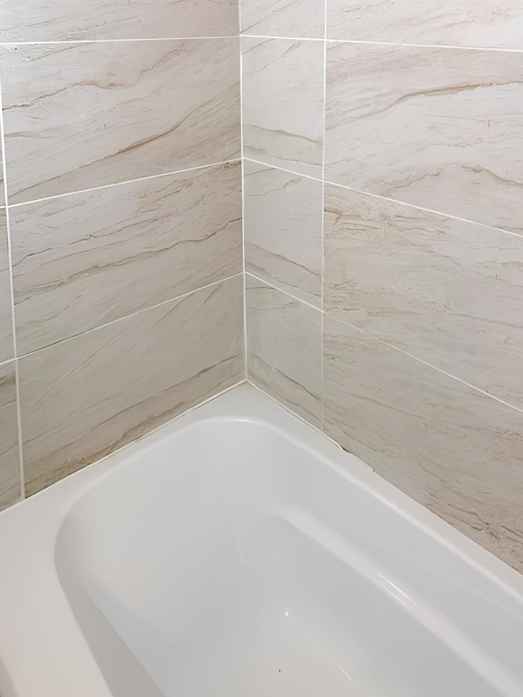 Bathroom(s)