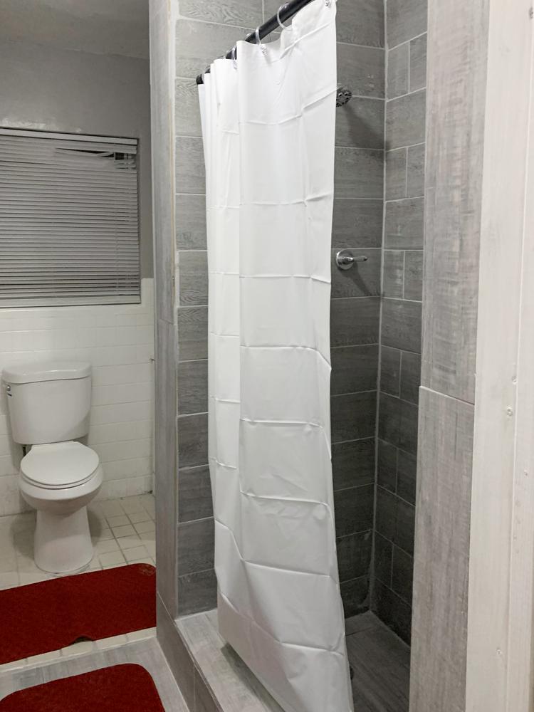 Bathroom(s)