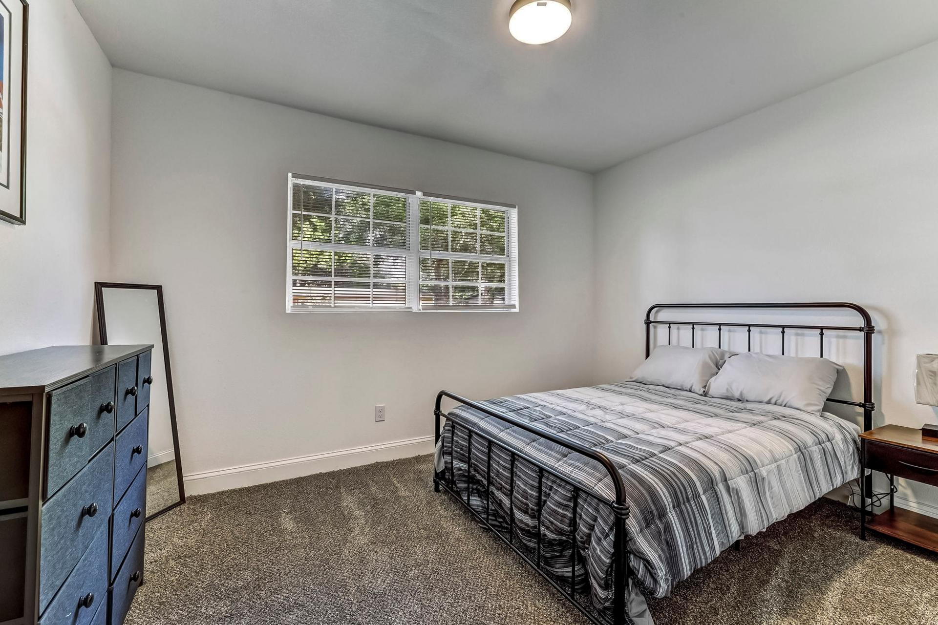 bedroom, detected:bed