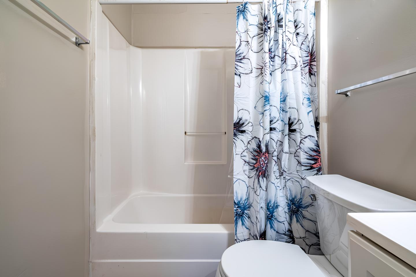 Bathroom(s)