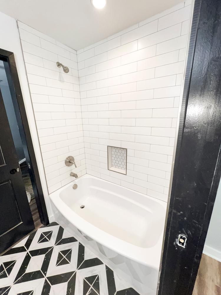 Bathroom(s)