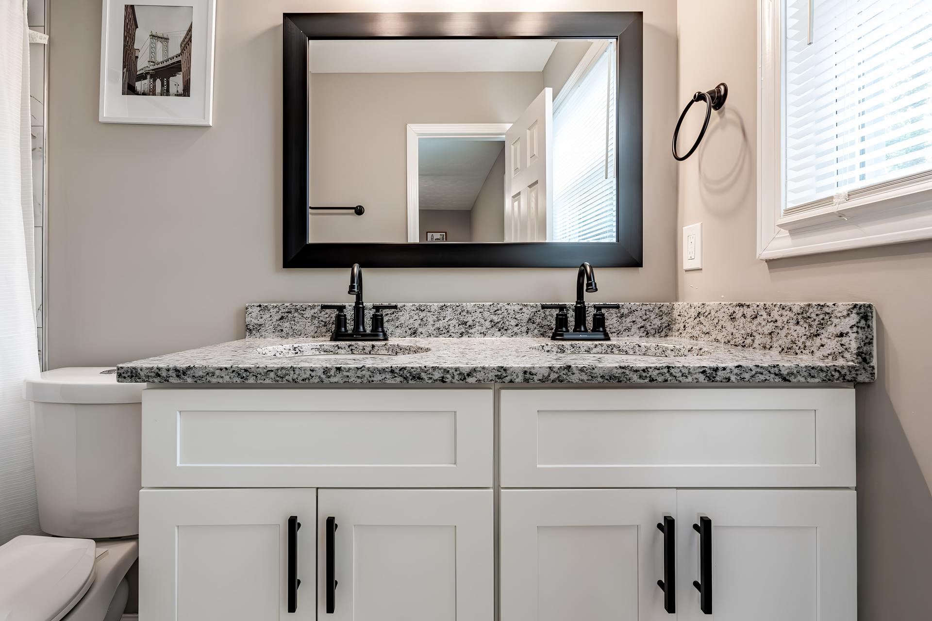 bathroom, detected:window blind