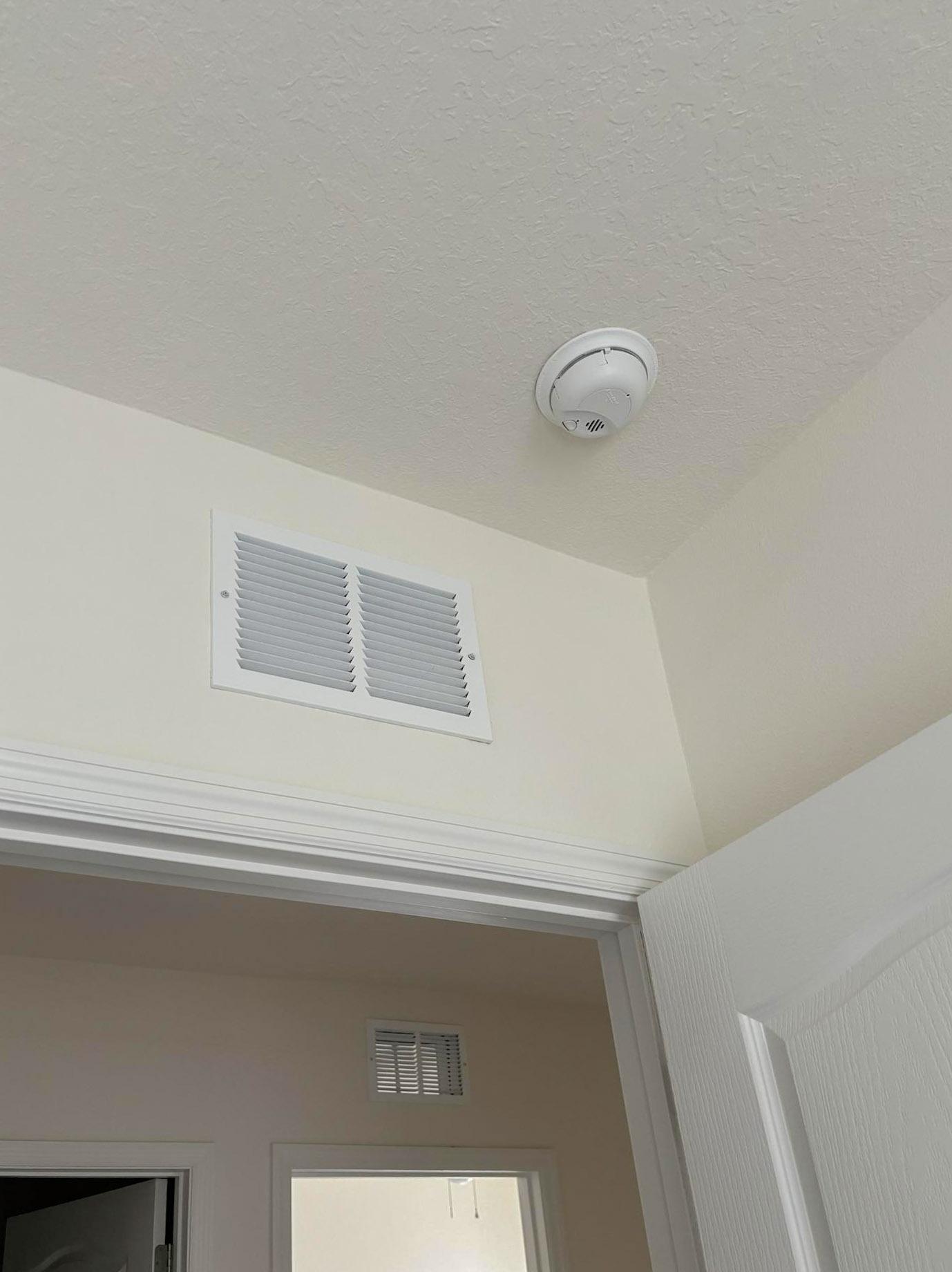 smoke alarm