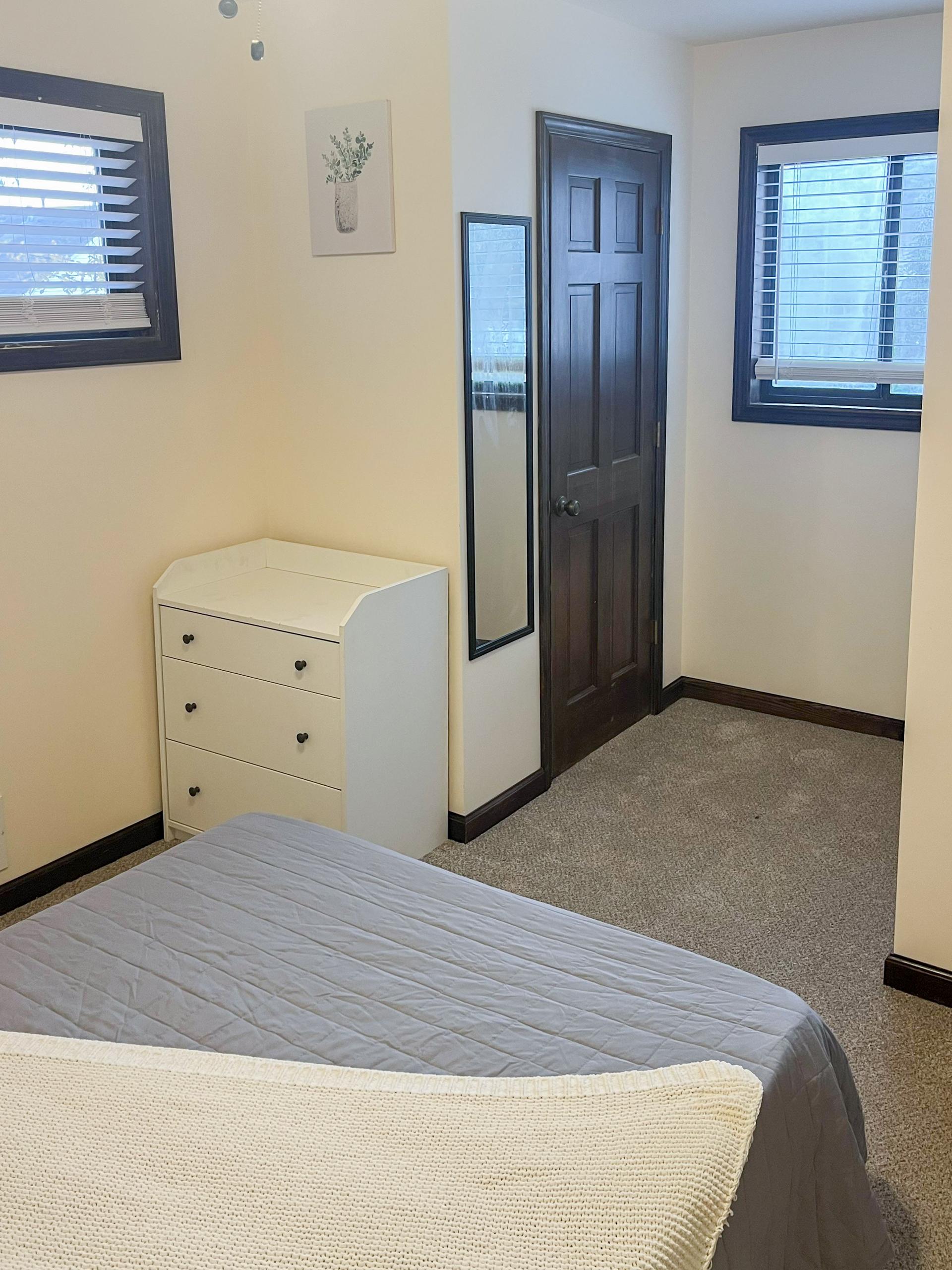 bedroom, detected:bed, window blind