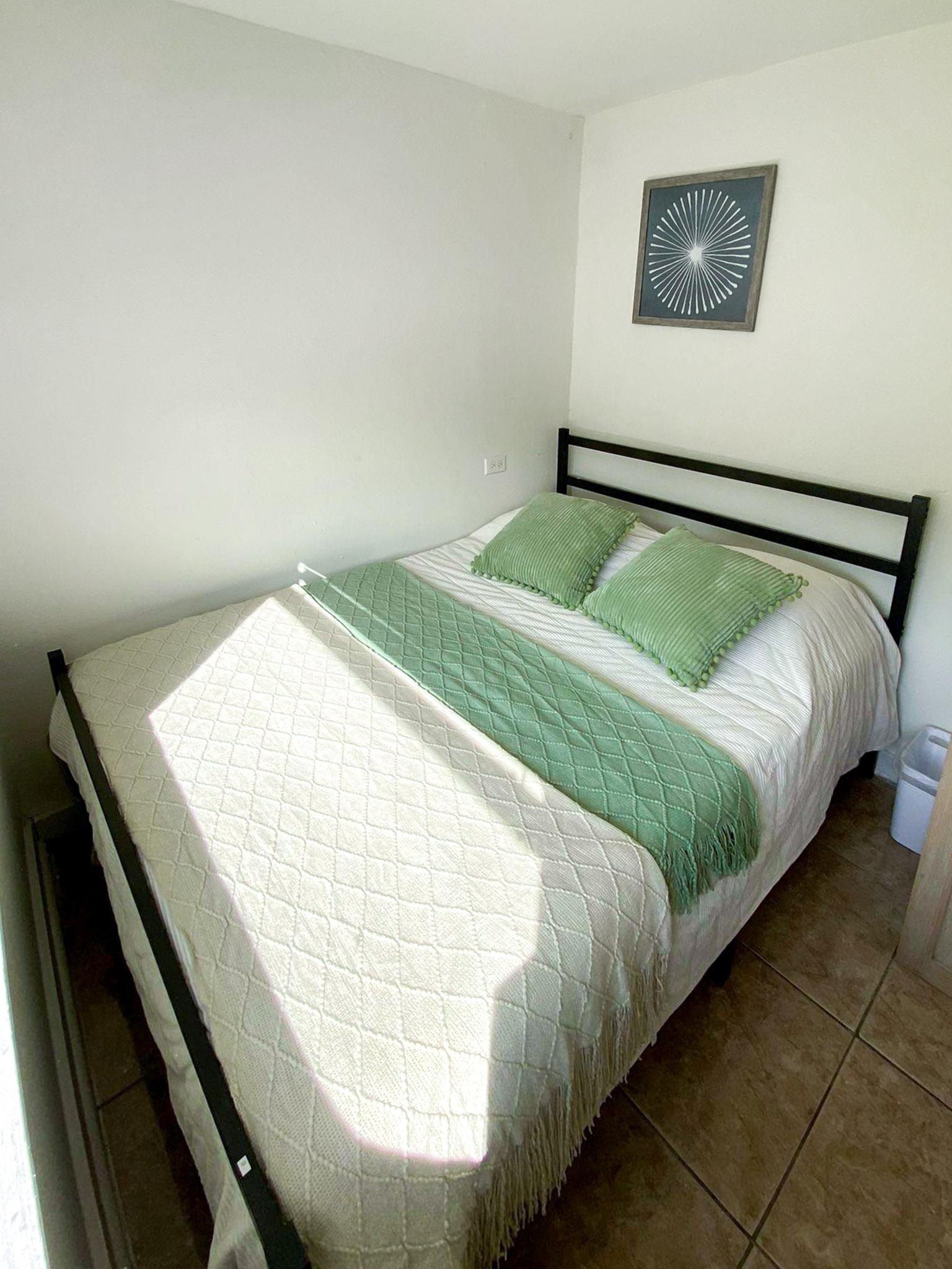 bed photo1