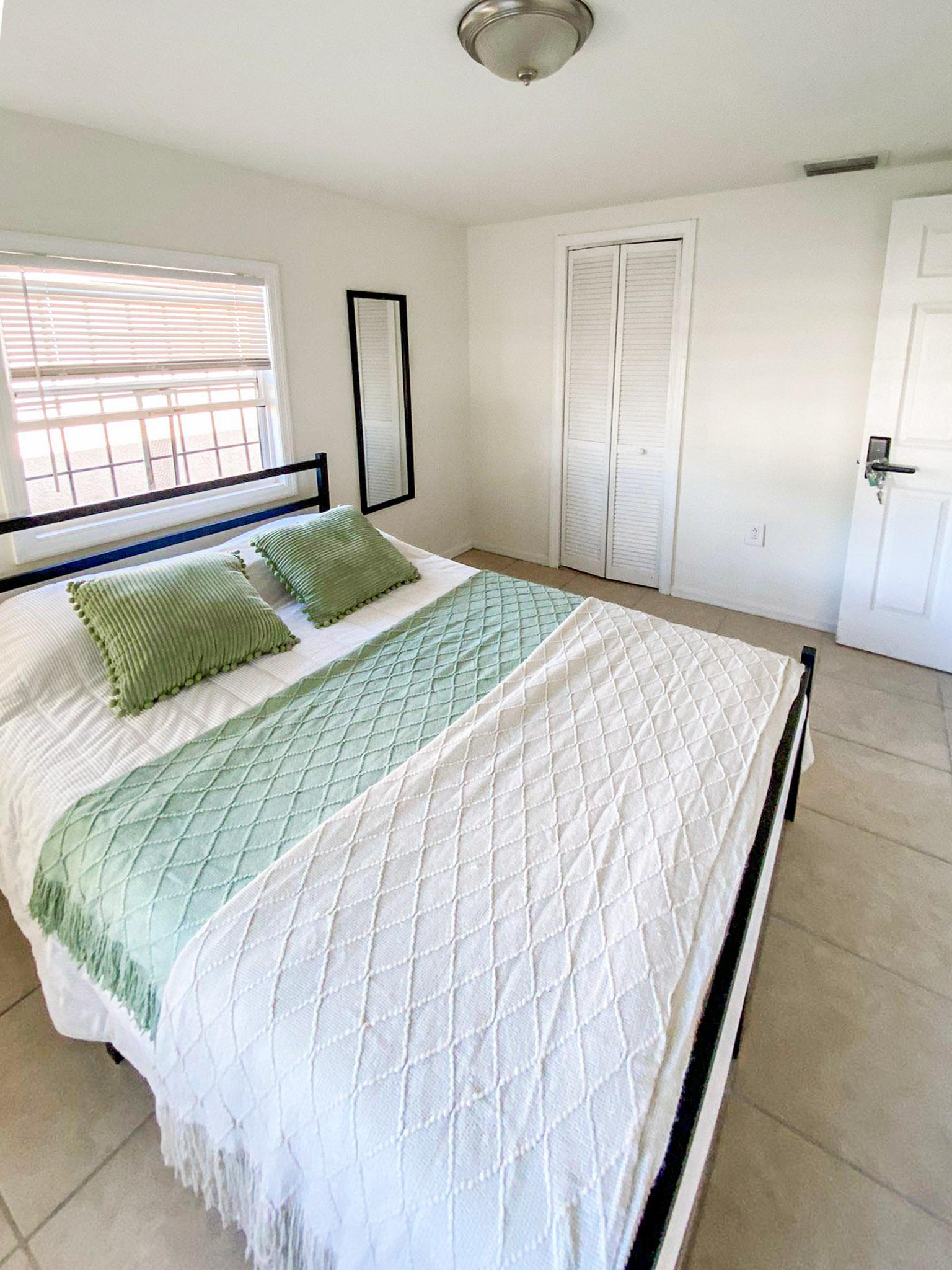 bedroom, detected:bed, window blind