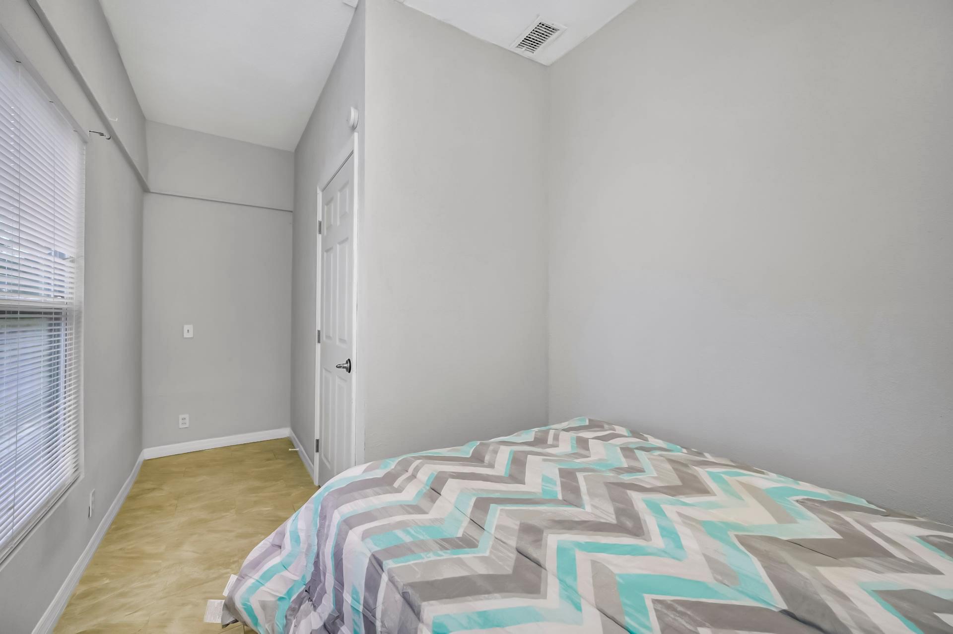 bedroom, detected:bed, window blind