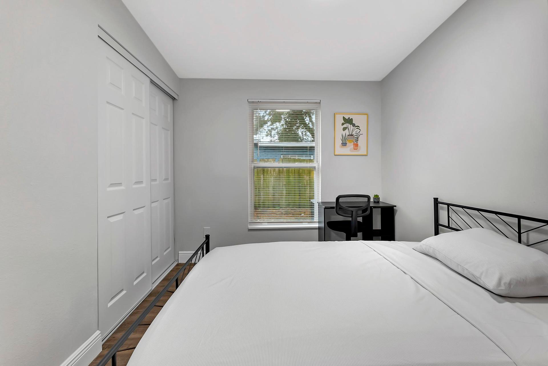 bedroom, detected:bed