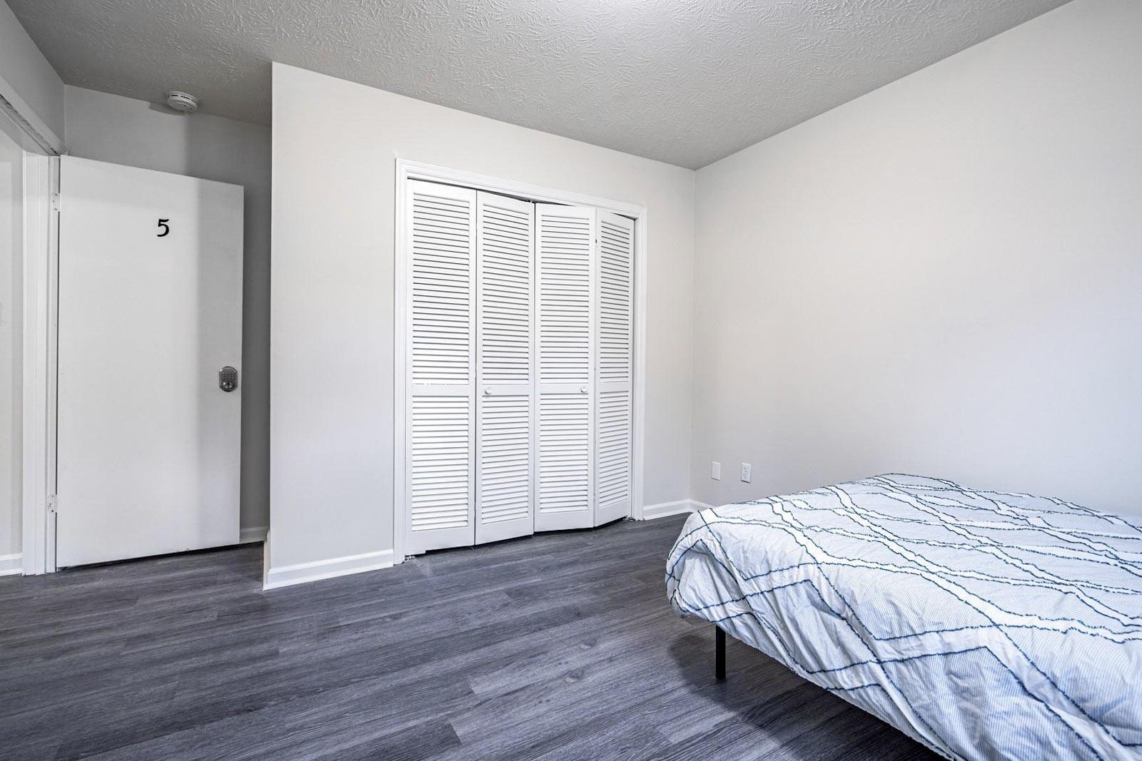 bedroom, detected:bed