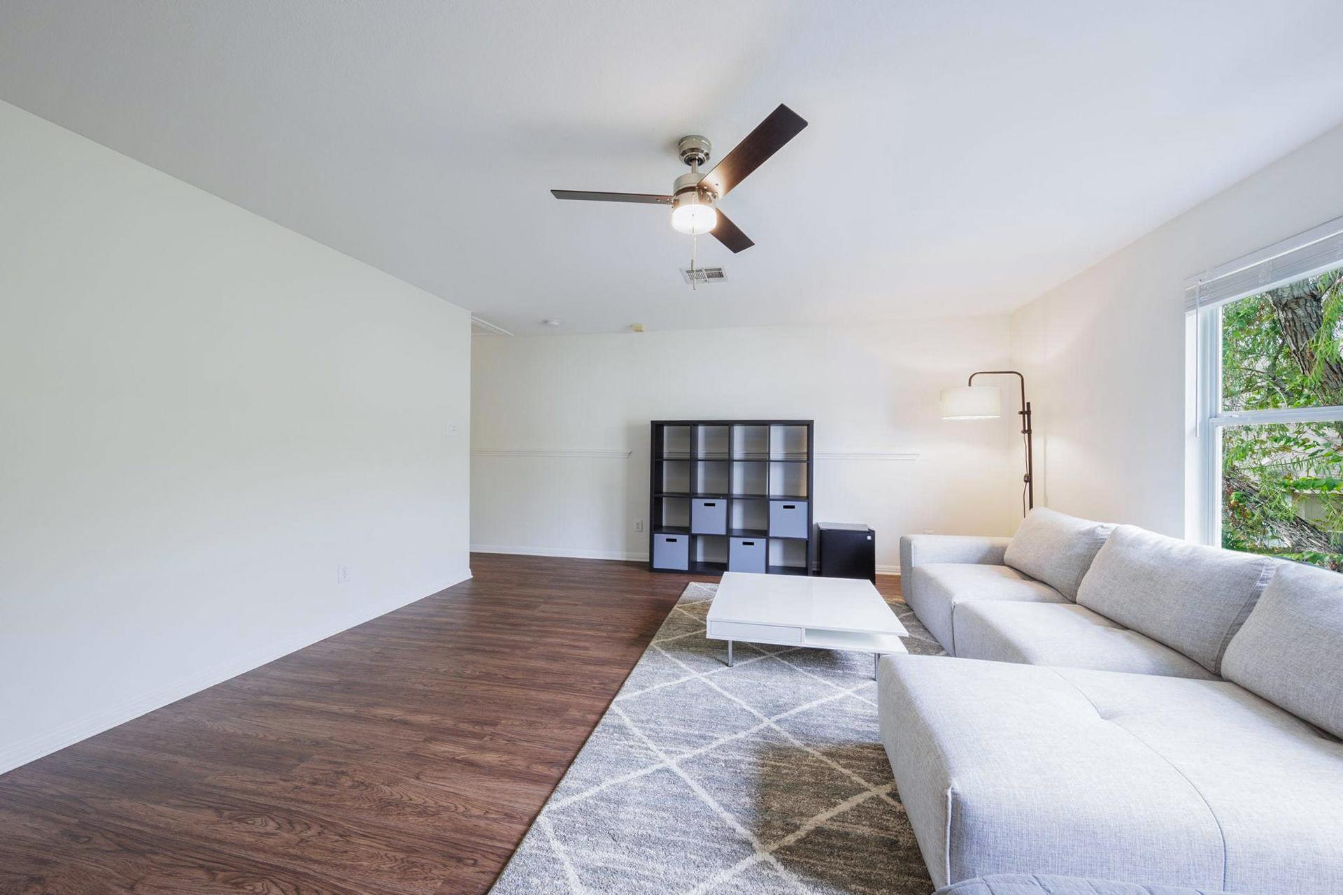 living_room, detected:ceiling fan, window blind