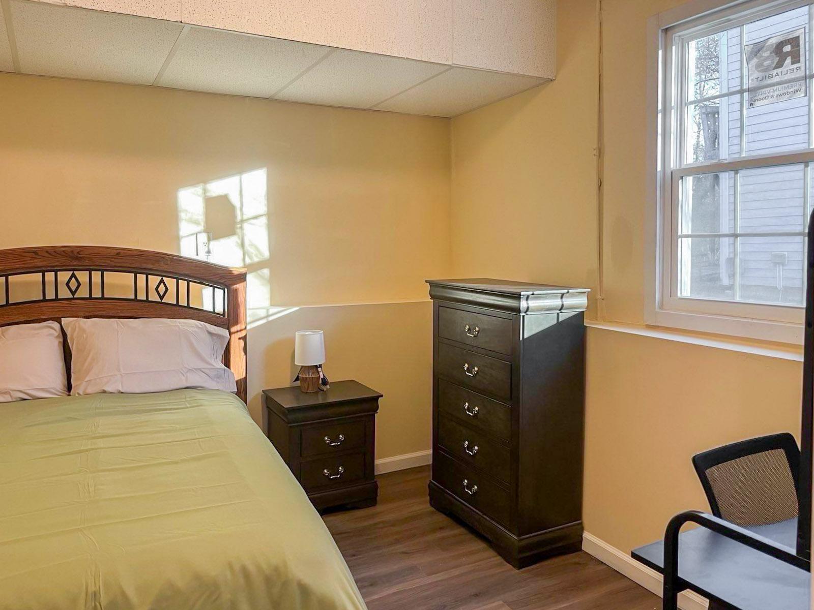 bedroom, detected:bed