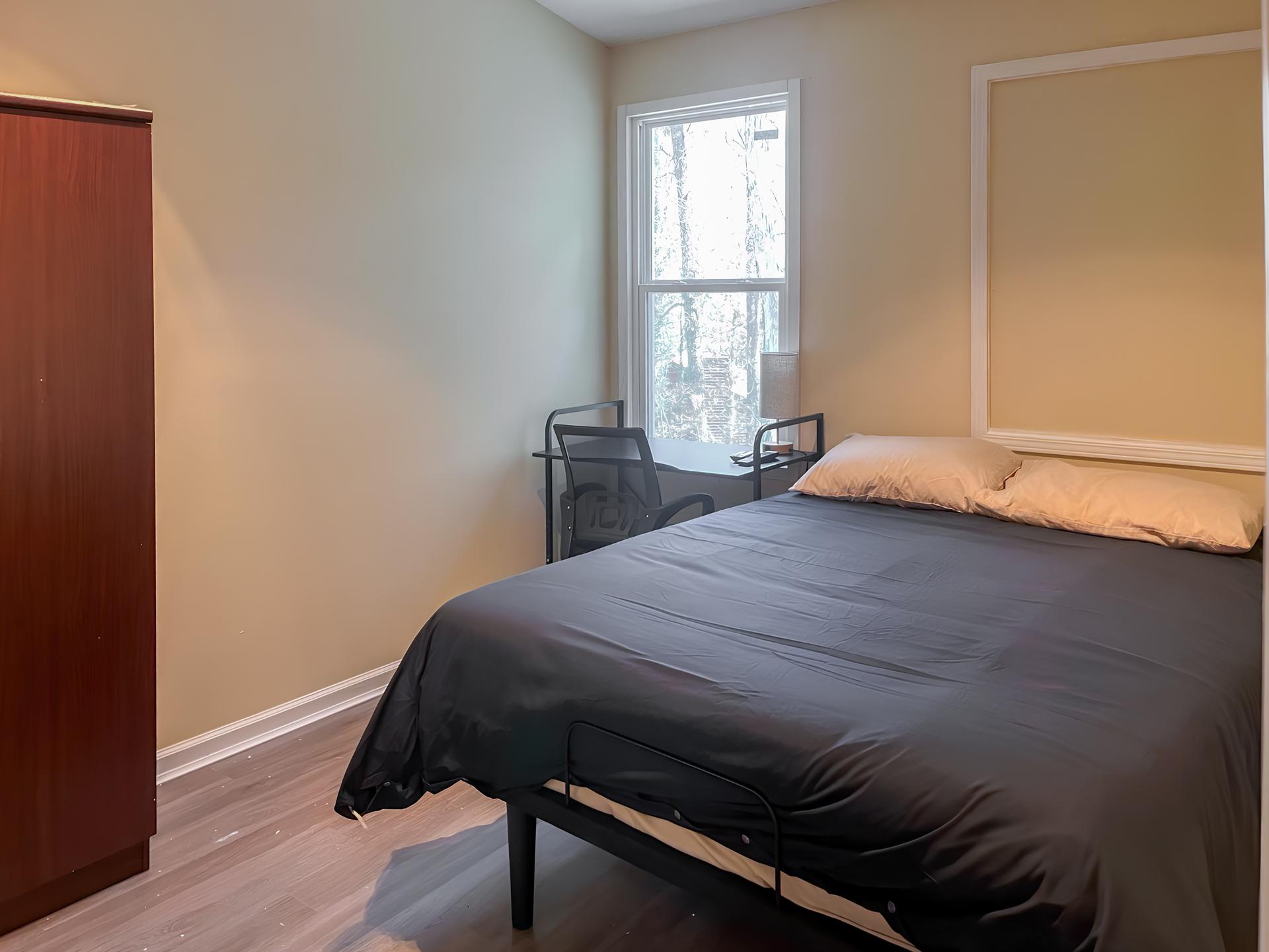 bedroom, detected:bed