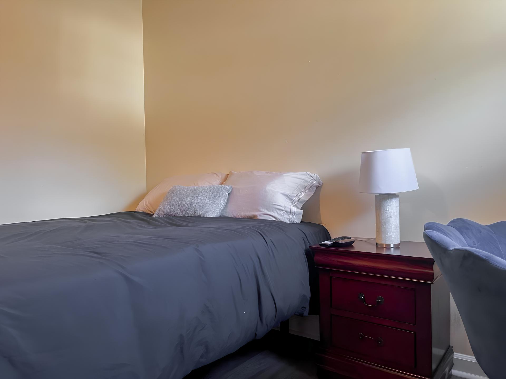 bedroom, detected:bed