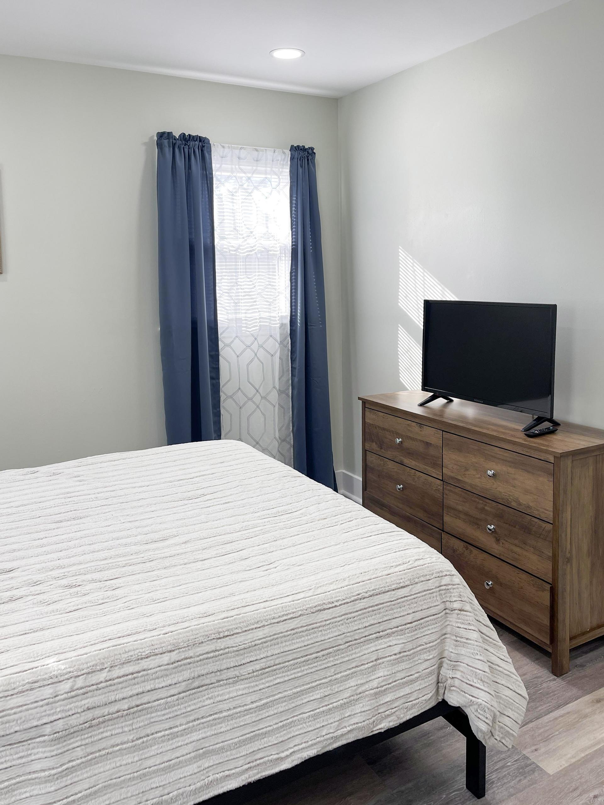 bedroom, detected:bed