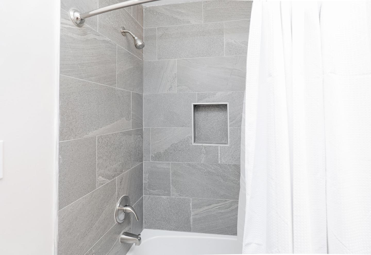 Bathroom(s)