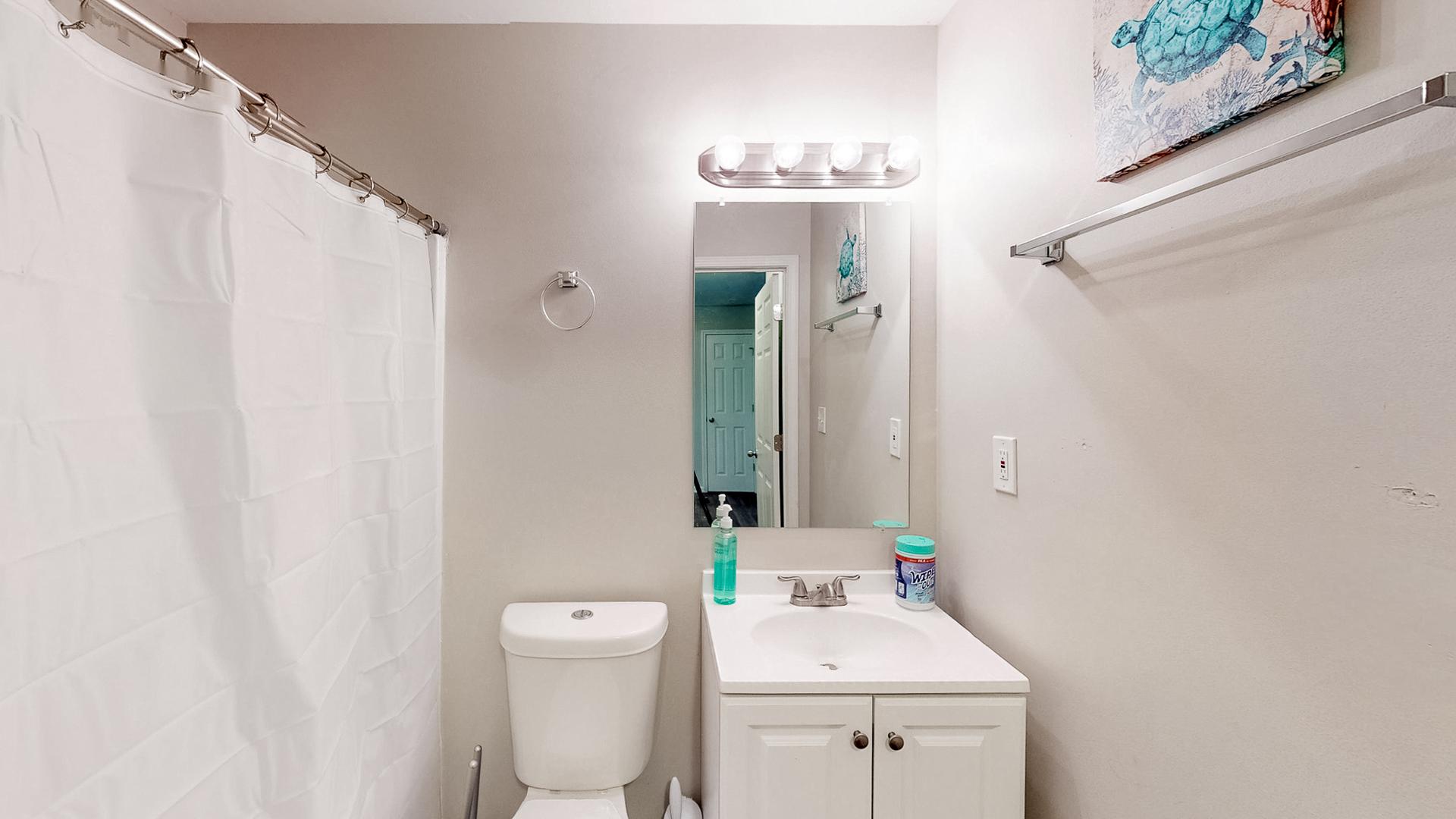 Bathroom(s)