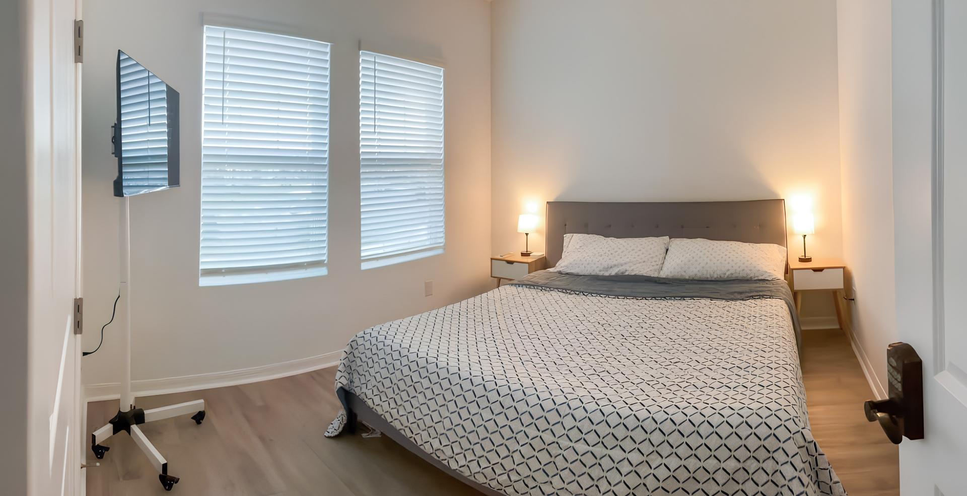 bedroom, detected:window blind, bed