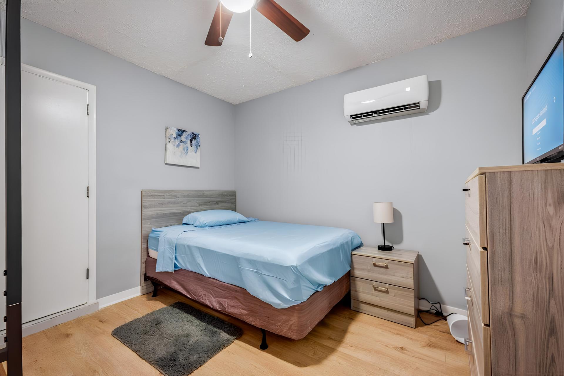 bedroom, detected:bed