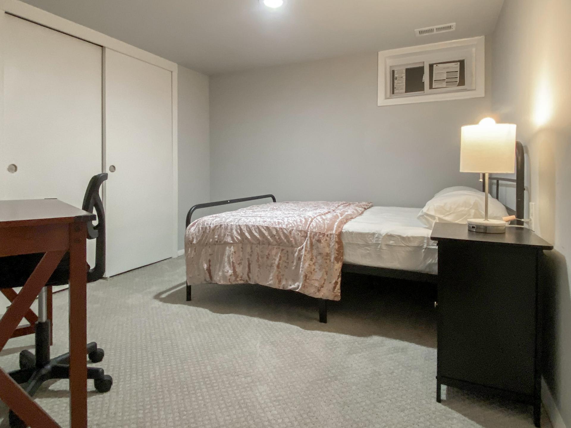 bedroom, detected:bed