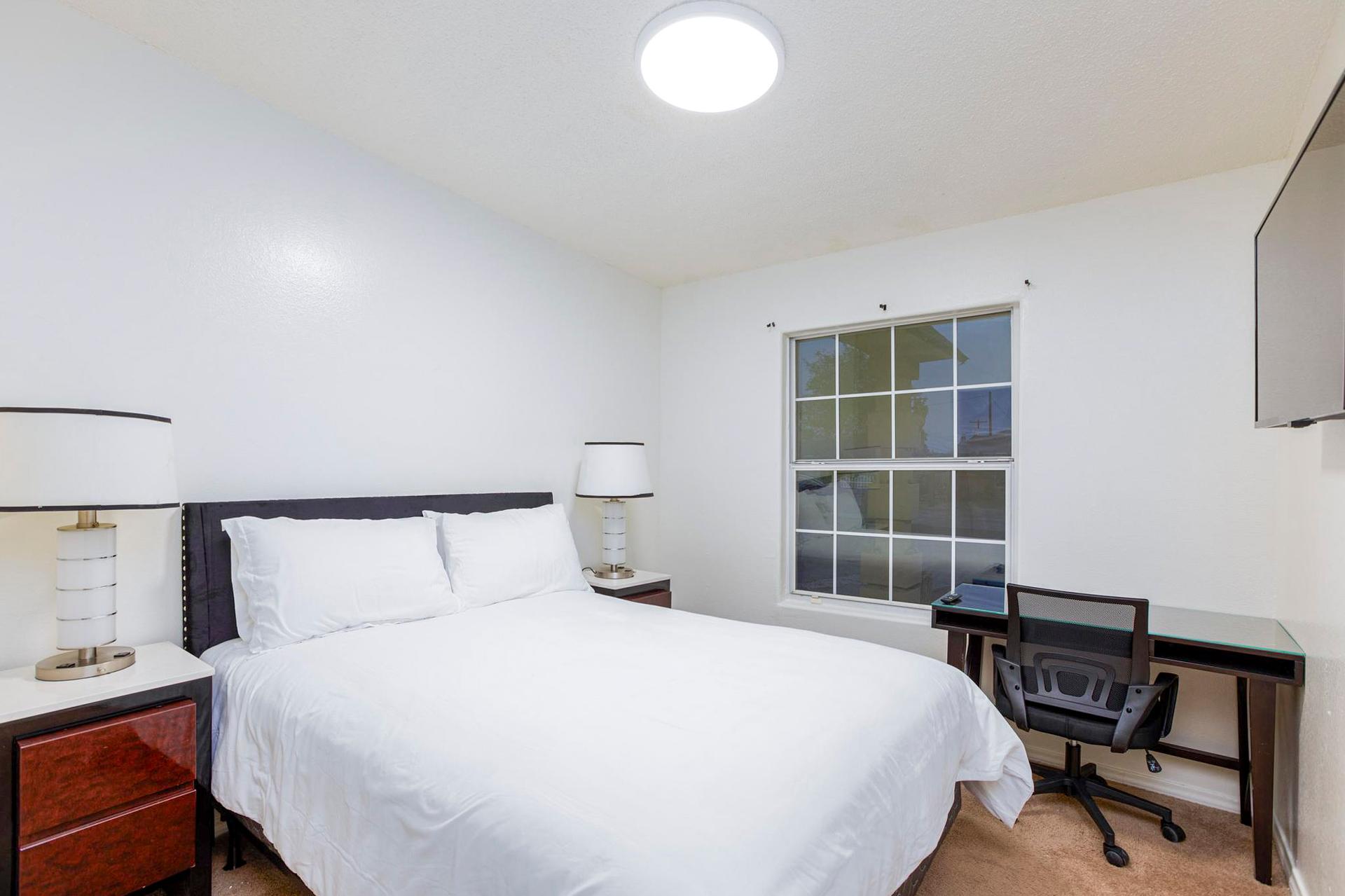 bedroom, detected:bed