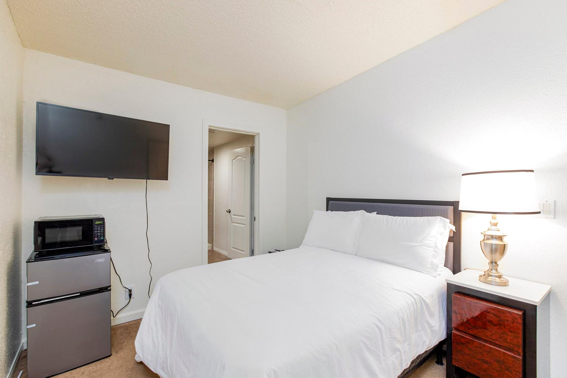 bedroom, detected:bed