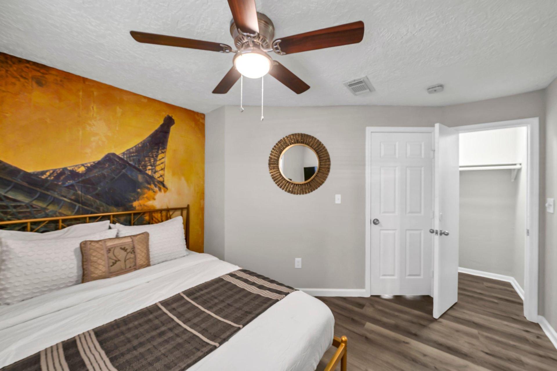 Closet space, Work desk and TV to be enjoyed