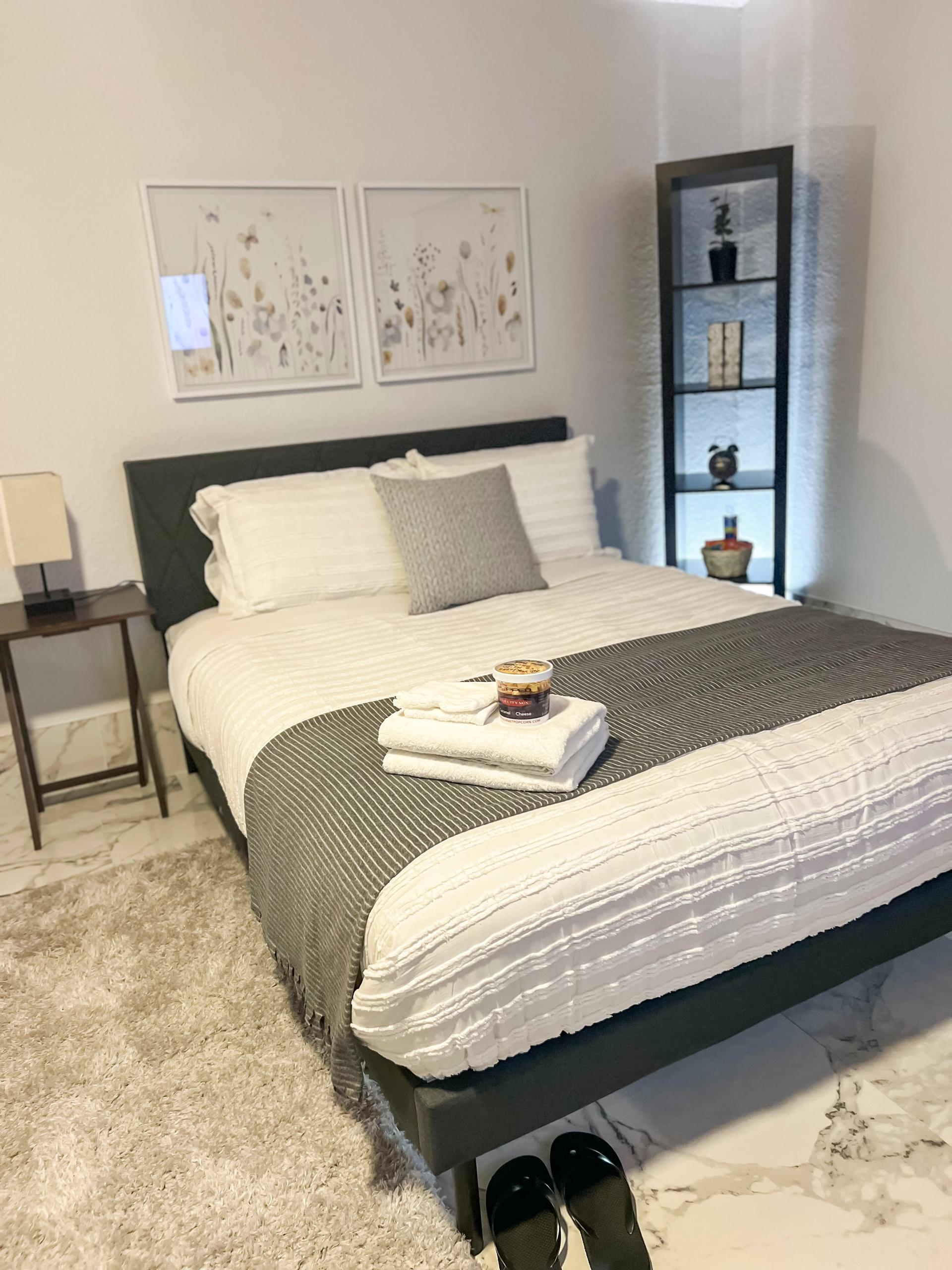 bedroom, detected:bed
