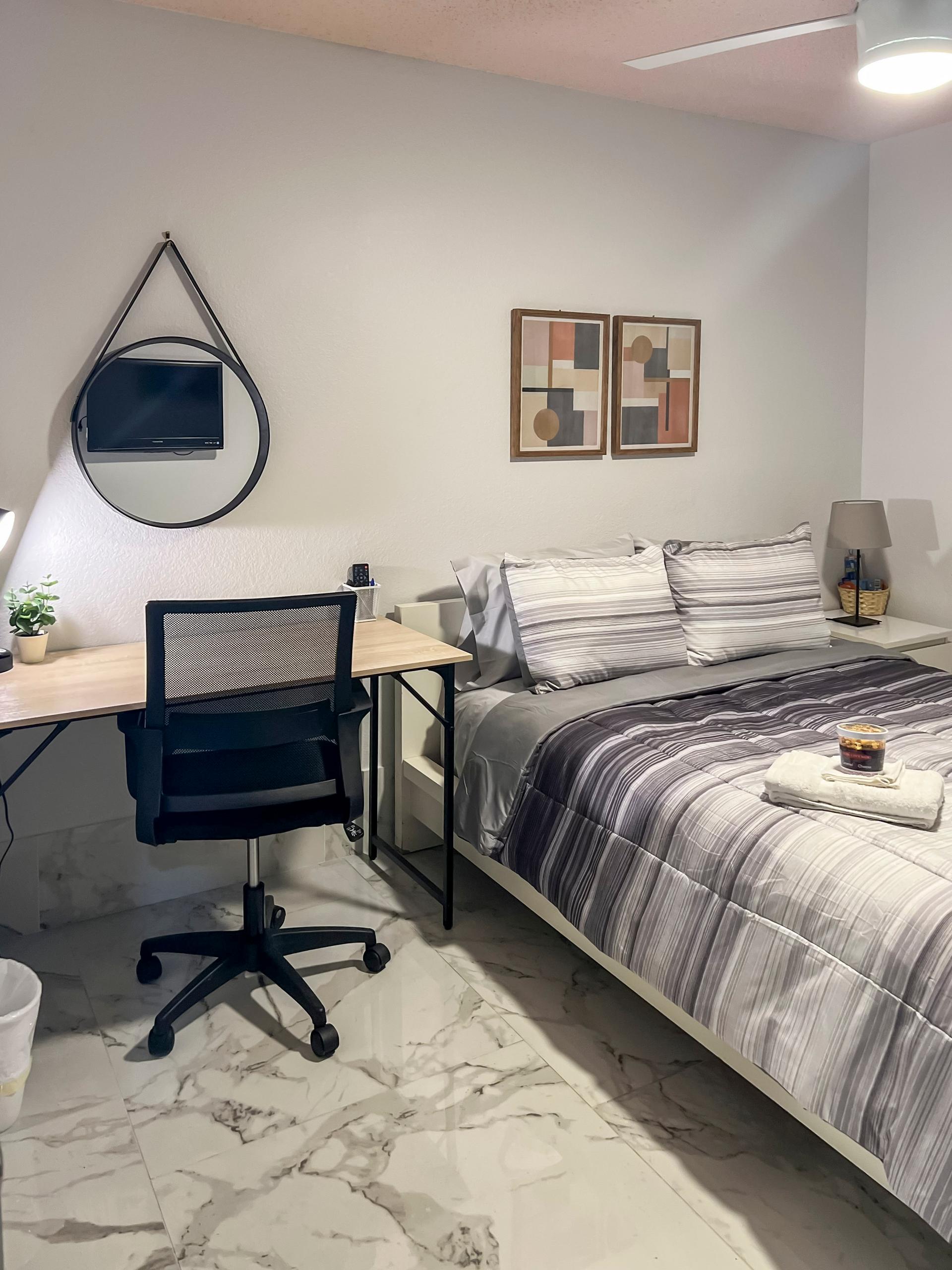 bedroom, detected:bed
