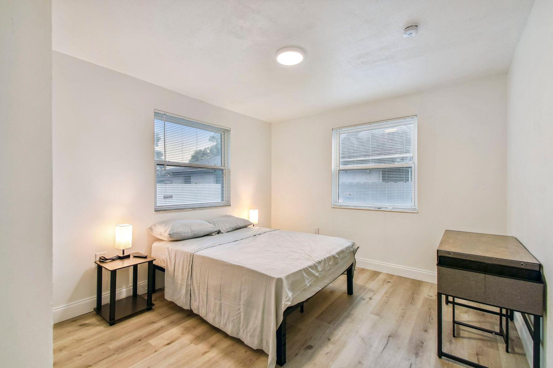 bedroom, detected:bed