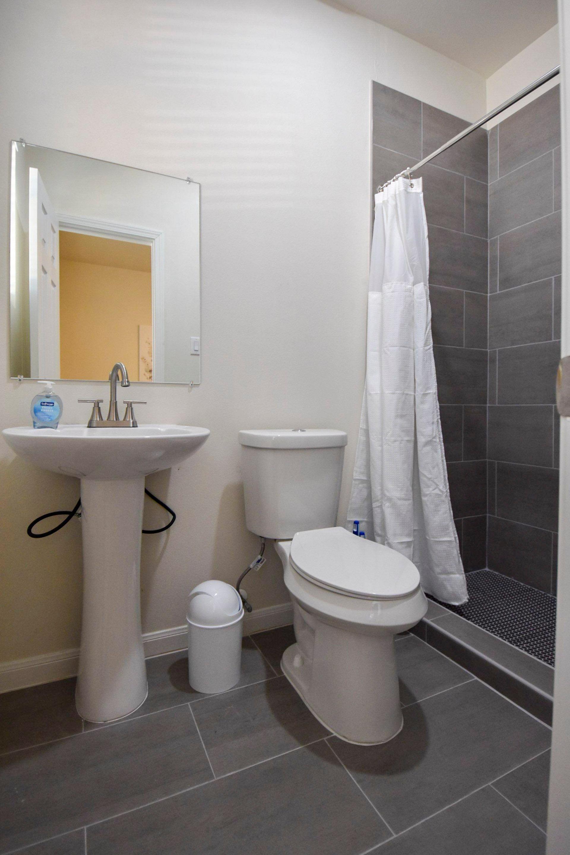 bathroom, detected:
