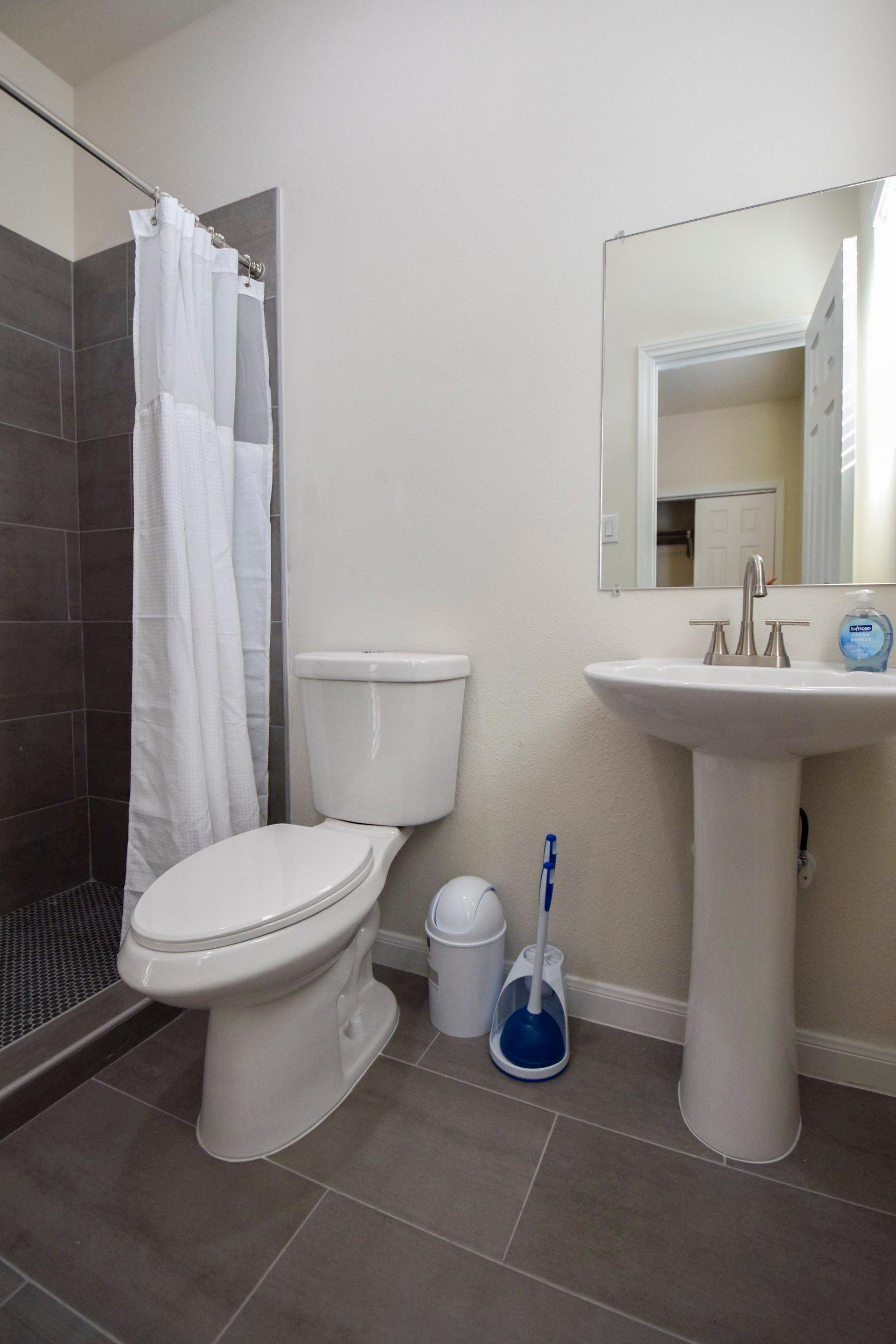 bathroom, detected: